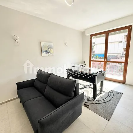 Casa Neghelli - *